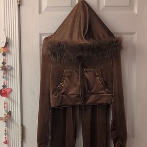 New 2 Piece  Faux Fur Hoodie & Pant Set